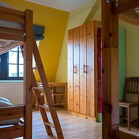 Louise 20 * دريسدن